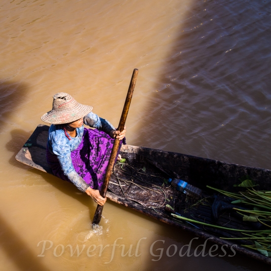 P1211964-Myanmar-Burma-Kalaw-Inle-Lake-Powerful-Goddess-Portraits-Sharon-Birke